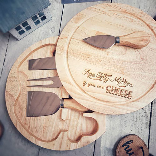 купить Wooden cheese board with cheese knife set